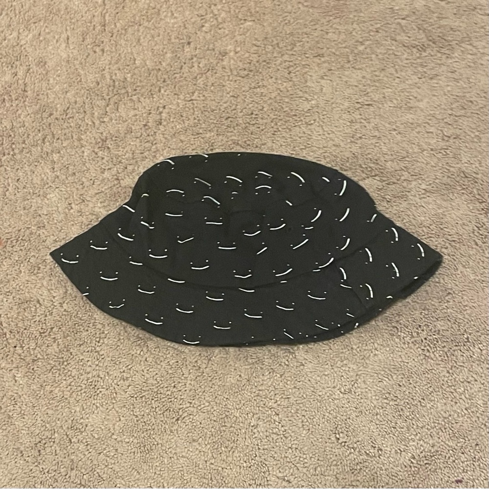 Dream Smile Bucket Hat